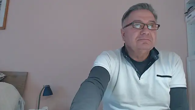 Snapshot of YOU6me chatting on February 2025 03:05:02 PM YOU6me online show from February 2025 03:05:02 PM