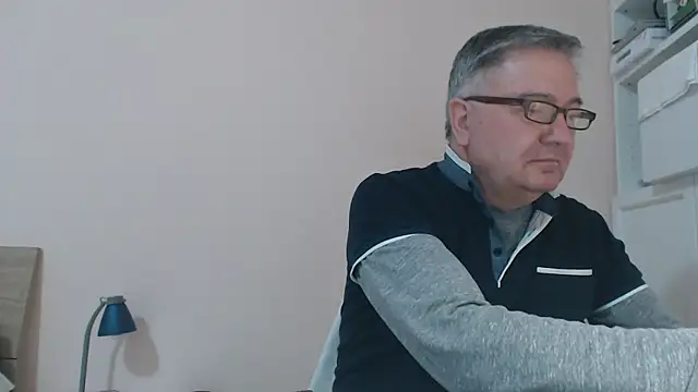 Snapshot of YOU6me chatting on February 2025 05:31:01 PM YOU6me online show from February 2025 05:31:01 PM