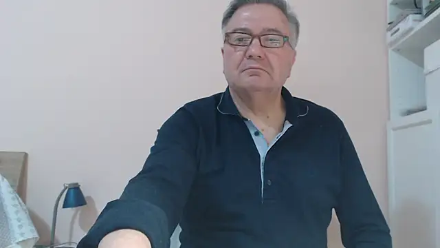 Snapshot of YOU6me chatting on February 2025 07:14:02 PM YOU6me online show from February 2025 07:14:02 PM