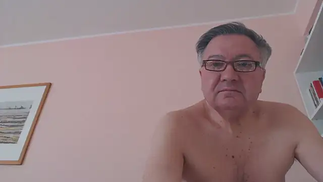 Snapshot of YOU6me chatting on March 2025 09:49:02 AM YOU6me online show from March 2025 09:49:02 AM