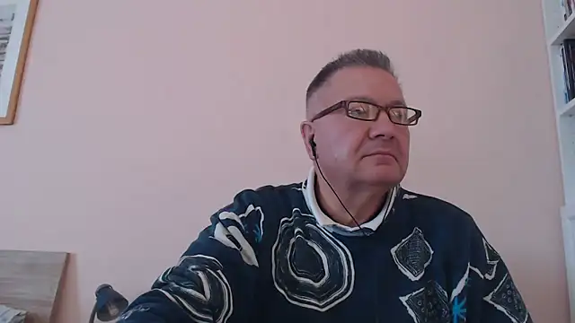 Snapshot of YOU6me chatting on October 2025 01:01:01 PM YOU6me online show from October 2025 01:01:01 PM