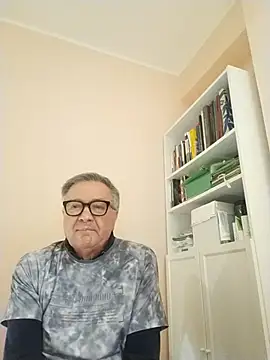 YOU6me online show from January 2026 05:27:02 PM