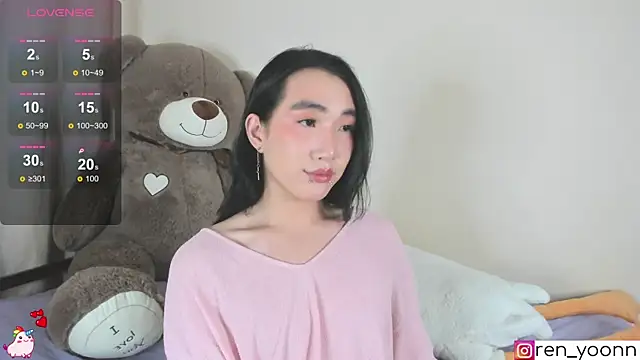 Snapshot of Ren_yoon chatting on October 2025 03:18:01 AM Ren yoon online show from October 2025 03:18:01 AM