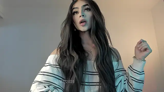 sweetest bella online show from February 2025 08:48:02 PM