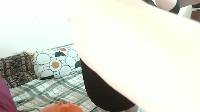 RidemerafSuzana online show from February 2026 12:56:02 PM