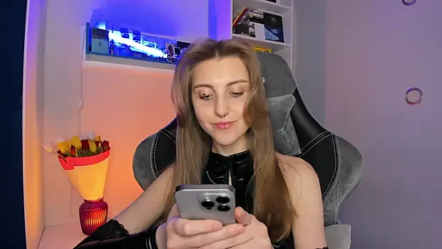 CassiaBlade1 online show from March 2025 06:45:01 PM