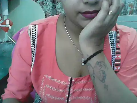 LovingPihu online show from June 2026 04:14:02 AM