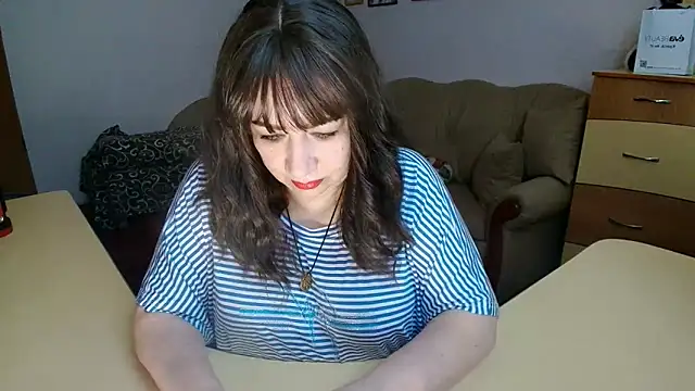 Lucretia Goldi  online show from February 2026 10:05:02 PM