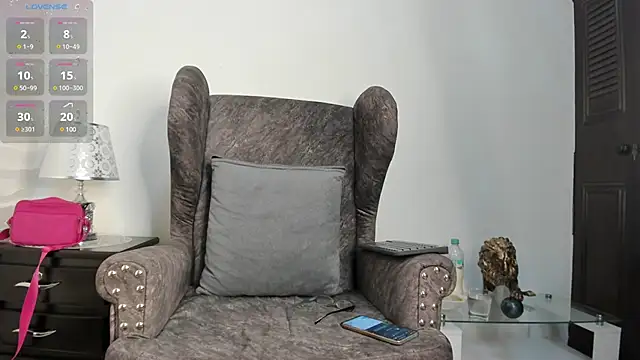 Snapshot of Keyla_Milf chatting on December 2024 03:07:02 AM Keyla Milf online show from December 2024 03:07:02 AM