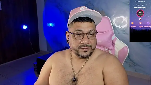 Snapshot of jacoob_woods chatting on May 2026 12:11:02 PM jacoob woods online show from May 2026 12:11:02 PM