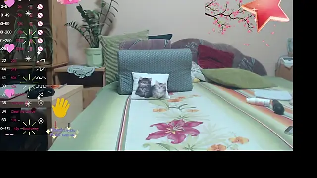 Snapshot of Margaret-milf chatting on February 2025 05:37:02 PM Margaret-milf online show from February 2025 05:37:02 PM