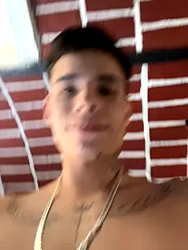 brianor89 online show from November 2025 04:00:02 PM