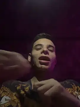 brianor89 online show from November 2025 12:16:01 PM