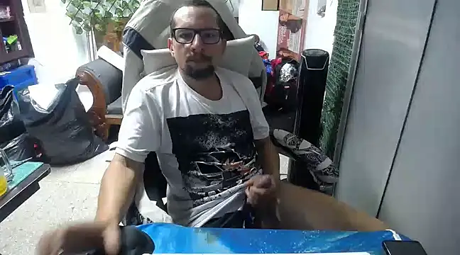 alexam galxh online show from February 2025 11:30:01 PM