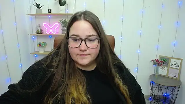 Snapshot of XX_Daniella_XX chatting on January 2025 10:15:02 PM XX Daniella XX online show from January 2025 10:15:02 PM