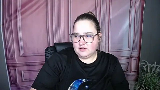 Snapshot of XX_Daniella_XX chatting on September 2025 06:24:01 AM XX Daniella XX online show from September 2025 06:24:01 AM
