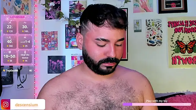 Snapshot of johnnyalx chatting on April 2026 07:07:02 PM johnnyalx online show from April 2026 07:07:02 PM