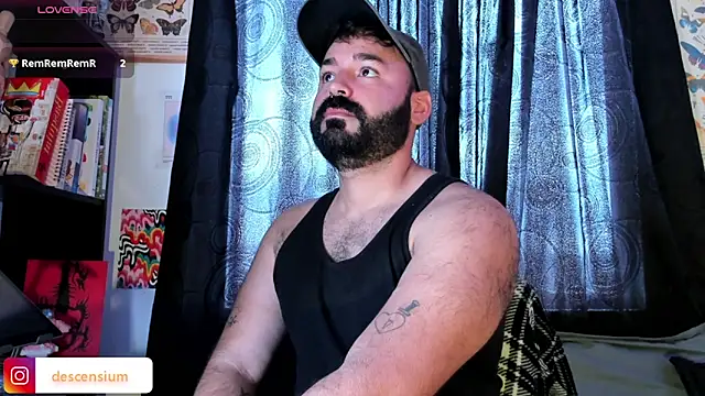 Snapshot of johnnyalx chatting on May 2026 05:51:01 PM johnnyalx online show from May 2026 05:51:01 PM