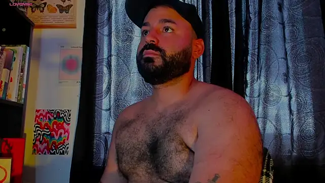 Snapshot of johnnyalx chatting on June 2026 08:00:01 PM johnnyalx online show from June 2026 08:00:01 PM