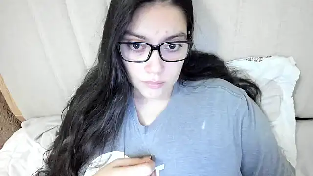 roniewester online show from February 2026 02:45:01 AM