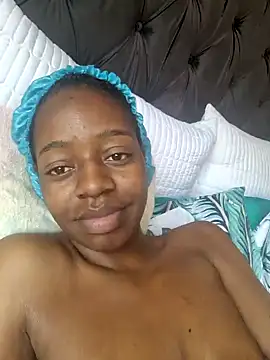 Snapshot of Sexynaughty_Gal chatting on December 2024 10:40:01 AM Sexynaughty Gal online show from December 2024 10:40:01 AM