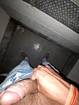 breejs online show from February 2026 03:43:01 PM