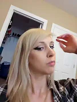 AmethystFoxx online show from September 2025 05:57:02 PM