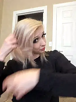 AmethystFoxx online show from September 2025 07:26:01 PM