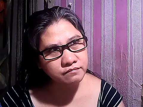 sweetsosie18 online show from October 2025 12:47:01 PM