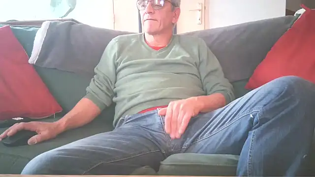 GorgeousMarketer online show from January 2026 02:54:02 PM