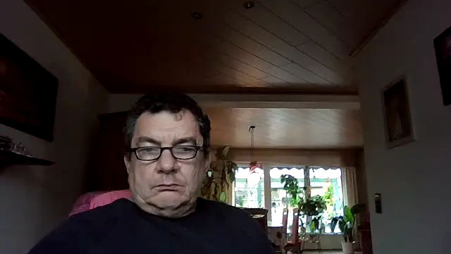 Nobbie444 online show from November 2025 10:23:01 AM