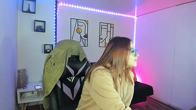 kay marie online show from February 2025 11:01:02 PM