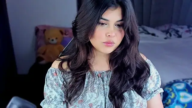 Snapshot of Alyaa_s chatting on January 2025 04:12:01 AM Alyaa s online show from January 2025 04:12:01 AM