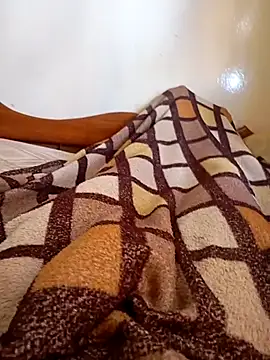 Snapshot of Smith23q123 chatting on December 2025 03:21:01 PM Smith23q123 online show from December 2025 03:21:01 PM