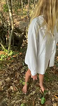 neighbours love online show from February 2025 08:09:02 AM