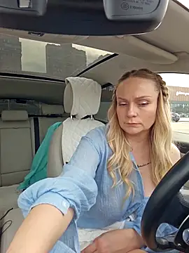 Snapshot of Bondgirl_013 chatting on October 2025 10:05:02 AM Bondgirl 013 online show from October 2025 10:05:02 AM