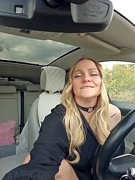 Snapshot of Bondgirl_013 chatting on October 2025 10:58:02 AM Bondgirl 013 online show from October 2025 10:58:02 AM