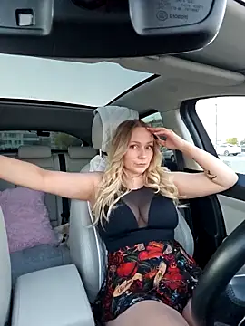 Snapshot of Bondgirl_013 chatting on October 2025 02:19:01 PM Bondgirl 013 online show from October 2025 02:19:01 PM