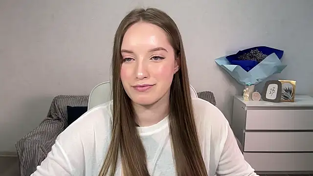 EvaMaddison online show from September 2025 08:18:02 AM