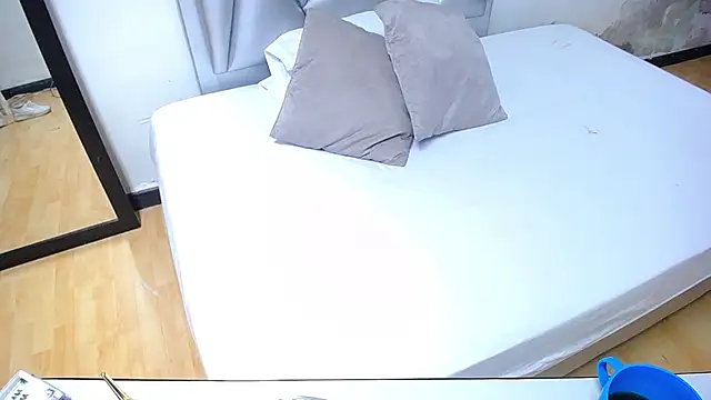 Snapshot of indian_sweety18 chatting on February 2025 04:22:01 AM indian sweety18 online show from February 2025 04:22:01 AM