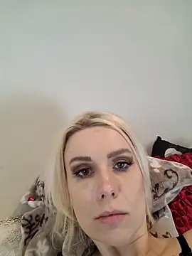 AureliaDoux online show from March 2025 09:38:02 PM