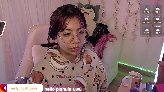 Snapshot of Nami_usagi chatting on May 2026 04:47:01 PM Nami usagi online show from May 2026 04:47:01 PM