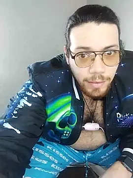 Snapshot of lucasgalacticman chatting on February 2025 09:04:02 PM lucasgalacticman online show from February 2025 09:04:02 PM