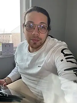 Snapshot of lucasgalacticman chatting on March 2025 06:01:02 PM lucasgalacticman online show from March 2025 06:01:02 PM