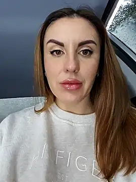 Snapshot of Kalli_Fornia chatting on December 2024 12:11:01 PM Kalli Fornia online show from December 2024 12:11:01 PM