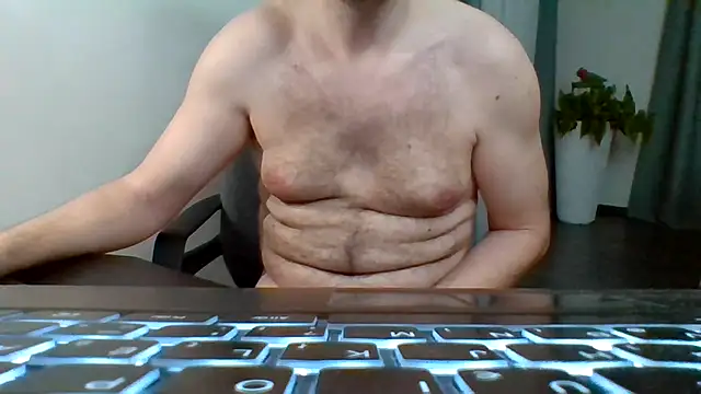 Snapshot of Horney_boy86 chatting on March 2025 11:49:02 PM Horney boy86 online show from March 2025 11:49:02 PM