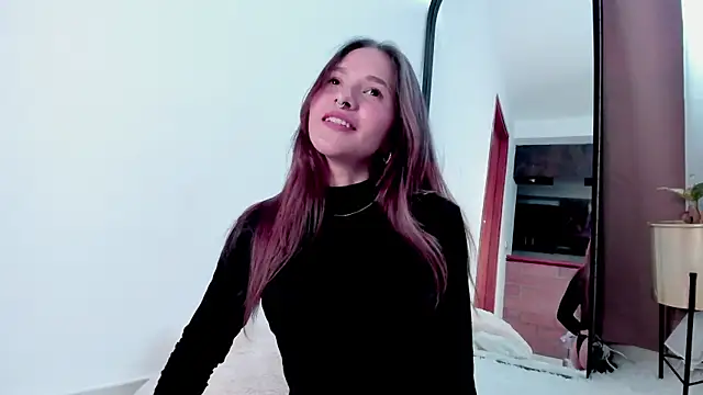 Snapshot of HannaMoom chatting on January 2025 08:54:01 PM HannaMoom online show from January 2025 08:54:01 PM