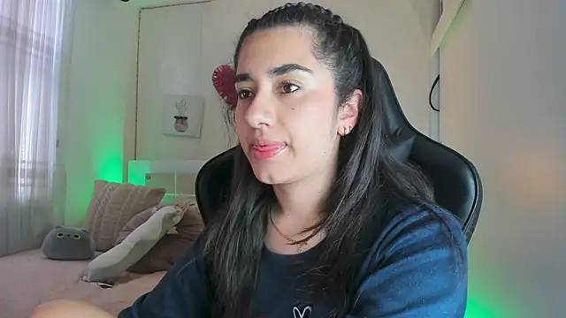 annadu011 online show from March 2025 08:43:01 PM