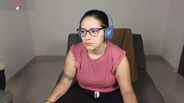 blue  moon  online show from September 2025 03:10:02 AM