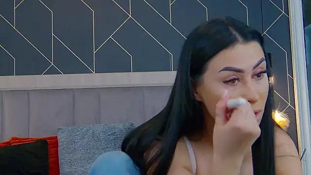 EmyLaveau online show from March 2026 06:14:01 AM